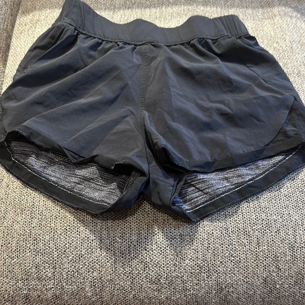 Lulu lemon short reversible